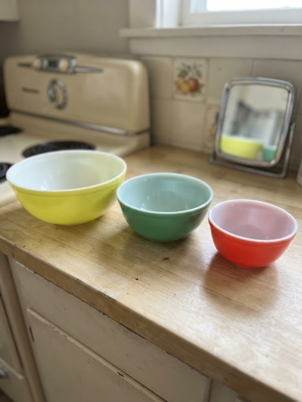 Vintage PYREX Primary Colours Mixing Bowls